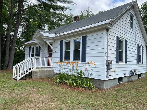 2nd image of 172 N Main St
