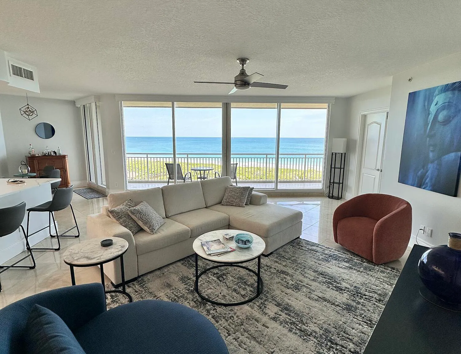 3 bed, 2.5 bath, 2143 sqft, $5,000 — Photo 3