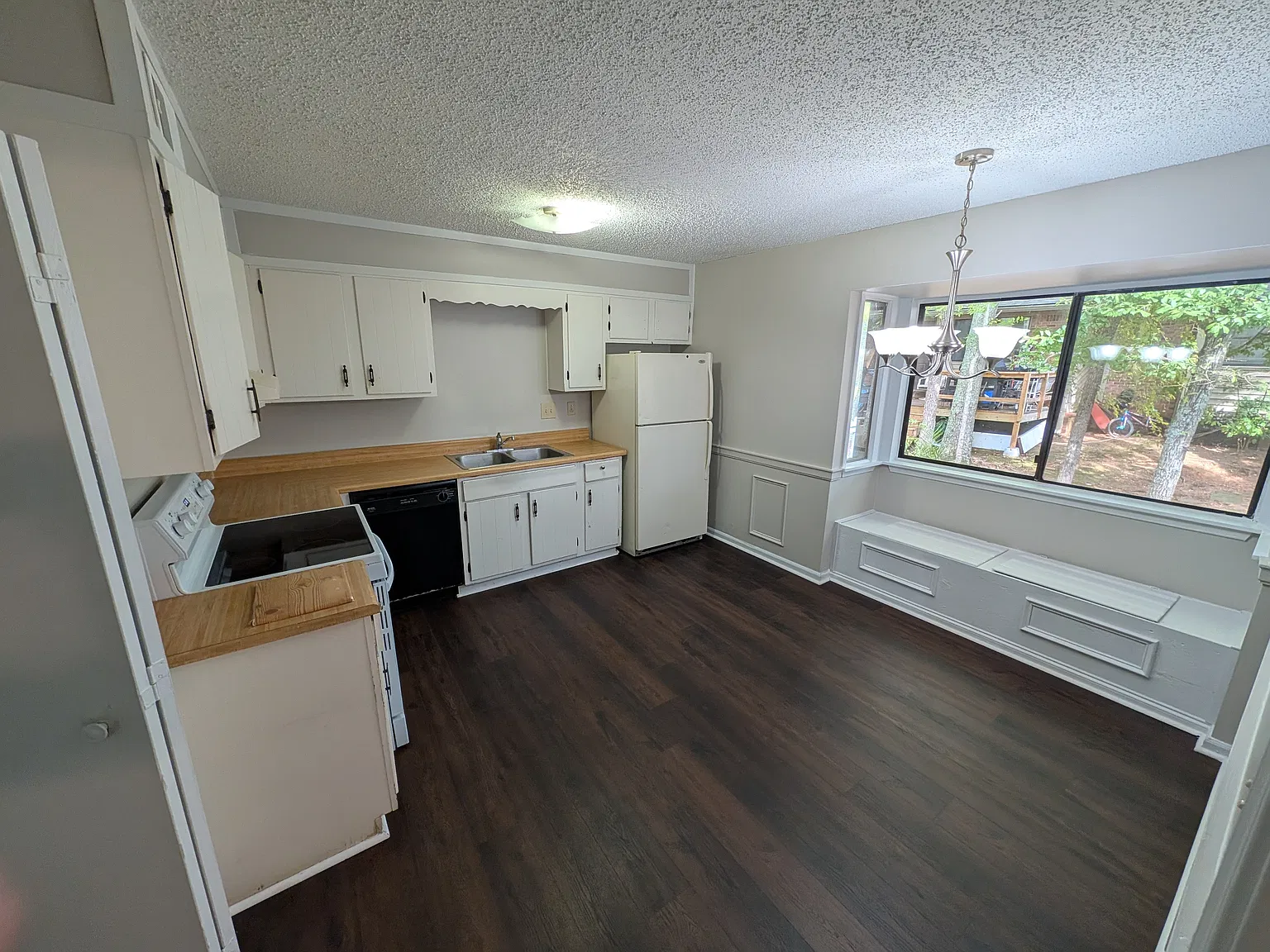 2 bed, 920 sqft, $1,100 — Photo 4