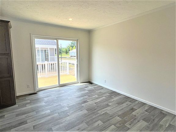 4th image of 5342 Coventry Dr #198