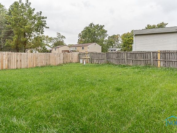 3rd image of 340 Chorus Ln