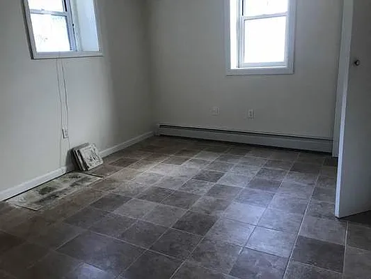 Rented by Premier Metro Realty Corp | media 10