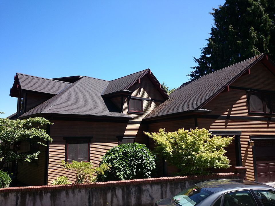 2nd image of 3404 E Yesler Way