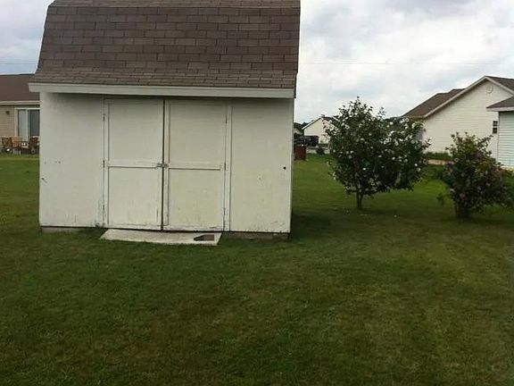 4th image of 58803 Saint Marys Ln