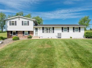 11120 Bachelor Rd NW, Magnolia, OH 44643