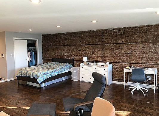 2nd image of 398 West St APT 2