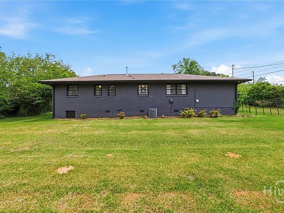 2nd image of 250 Morningview Drive