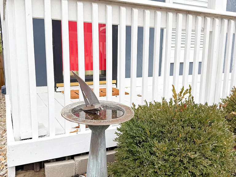 Isis Ave — Photo 28