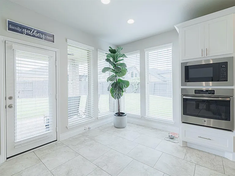 3530 Auburn Creek Cir — Photo 14