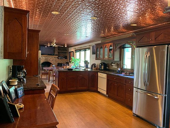 2nd image of 9029 Hidden Valley Ln
