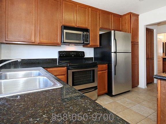 5th image of 615 Fredricks Ave Unit 0136