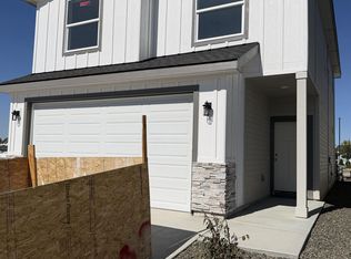 1128 E Cottage St, Kuna, ID 83634