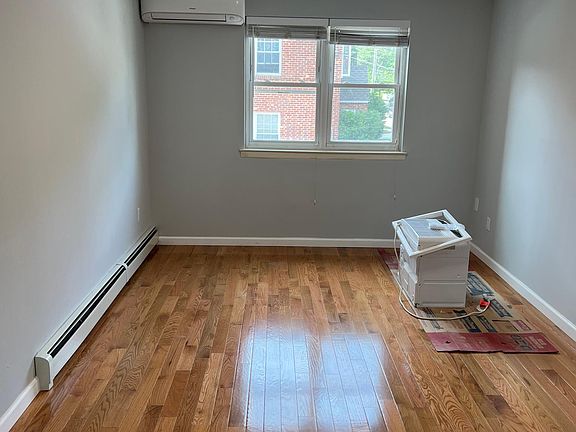 2nd image of 21019 41st Ave #2