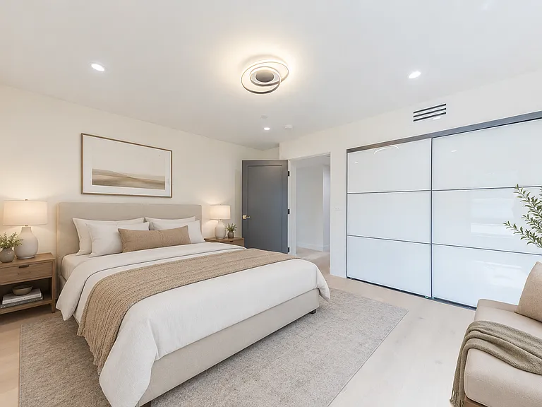 4557 Camellia Ave — Photo 6