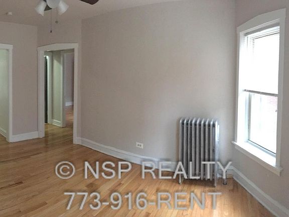 4th image of 4027 W Melrose St APT 1S
