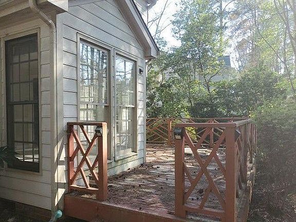 5th image of 107 Parkcanyon Ln
