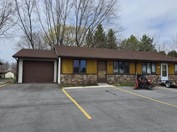 476 Cedar St, Chilton, WI 53014