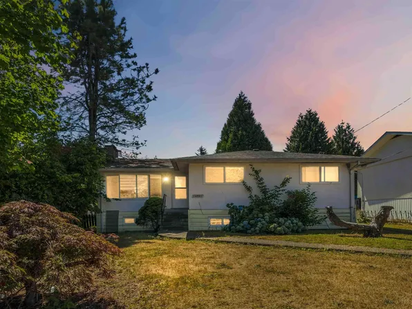14742 106a Ave, Surrey, BC V3R 1T6