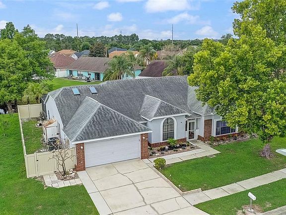 3rd image of 2358 OLDFIELD DRIVE
