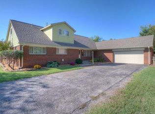 1724 S 75th Ave E, Tulsa, OK 74112