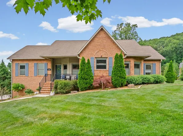 4328 Plantation Dr, Cookeville, TN 38506