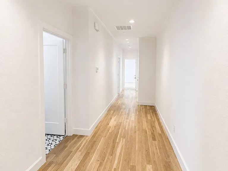 3529 Asbury St — Photo 10