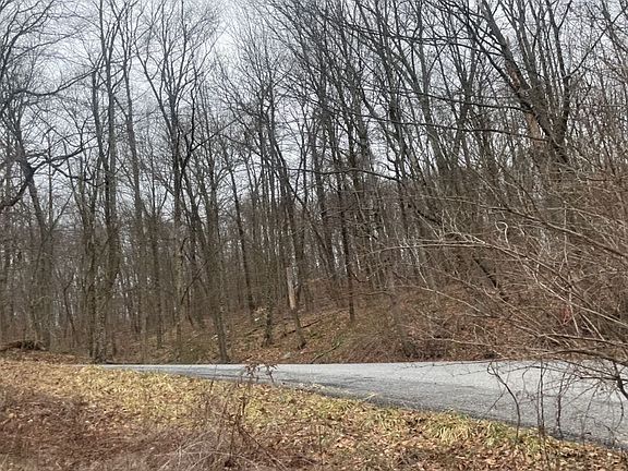 5th image of 308 Hammond Hill Rd