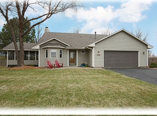 8049 Lanewood Ln N, Maple Grove, MN 55311