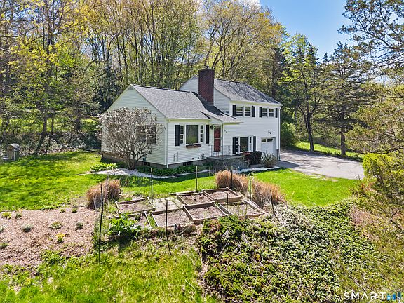 3rd image of 863 Whittemore Road