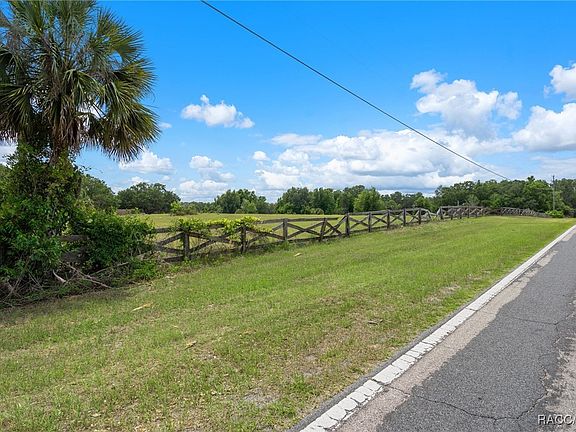 5th image of 9034 W Emerald Oaks Dr