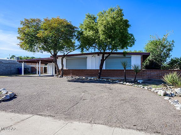 2nd image of 1241 N Camino Seco