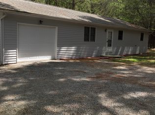 13816 N Greenbriar Rd, Carterville, IL 62918