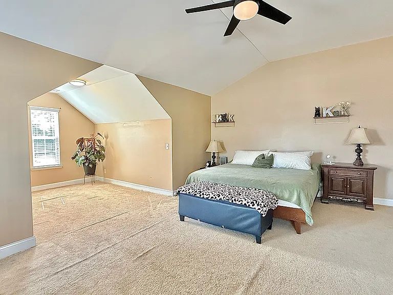 470 Briarcrest Dr NE — Photo 19