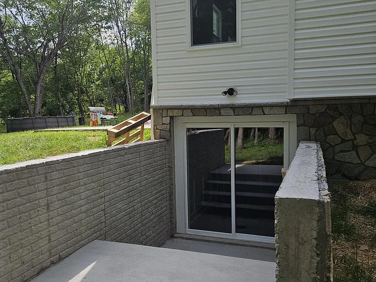 4825 Stonefield Ln — Photo 4