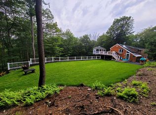 200 Whitman Rd, Hancock, MA 01237