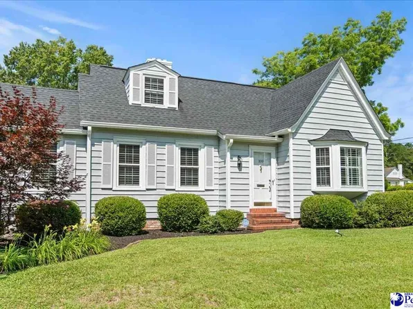 100 McKellar St, Bennettsville, SC 29512