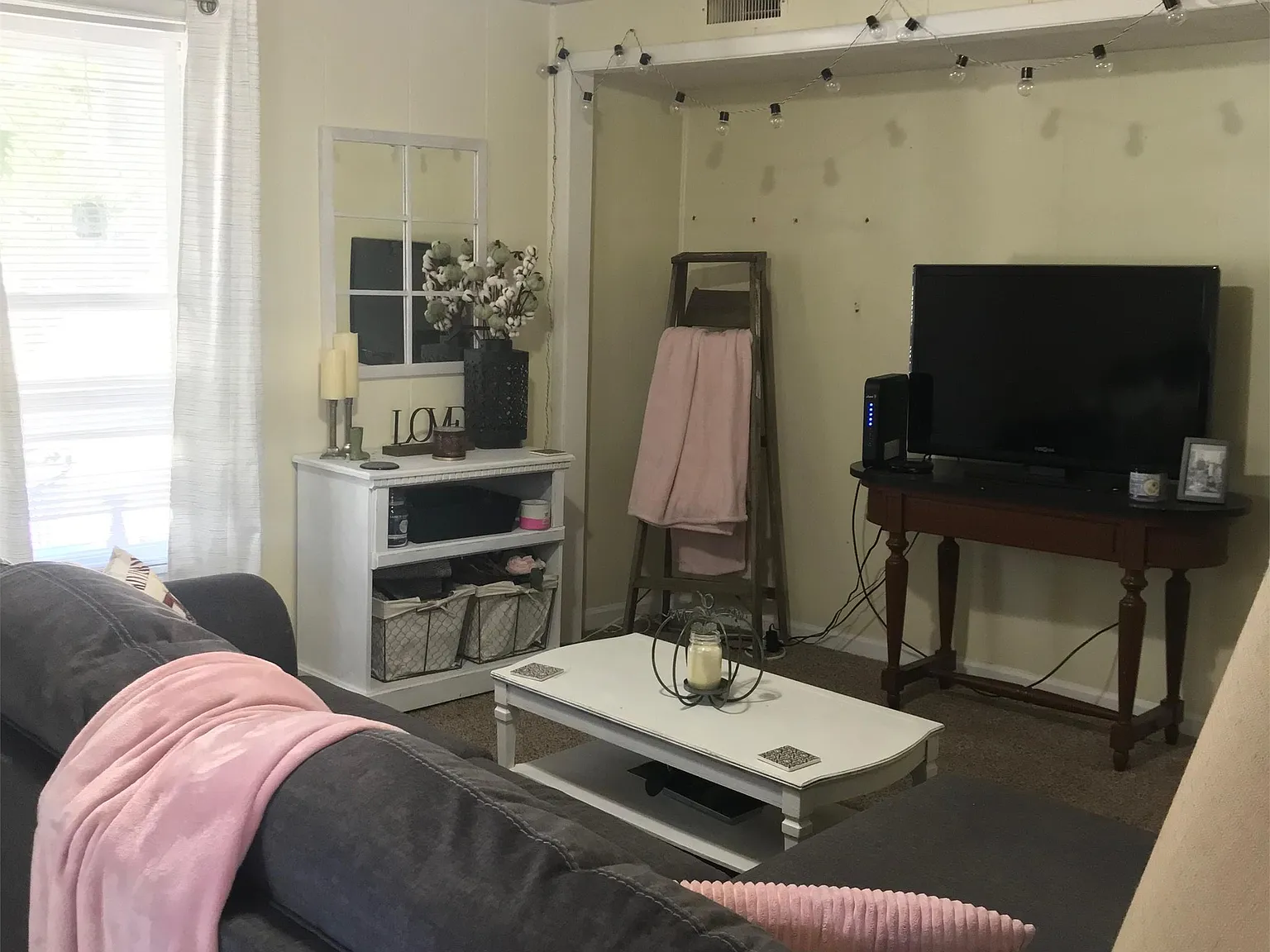 26 South Shafer Street - Unit A — Photo 2