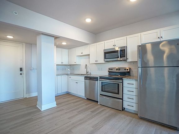 3rd image of 14 Union St N #201