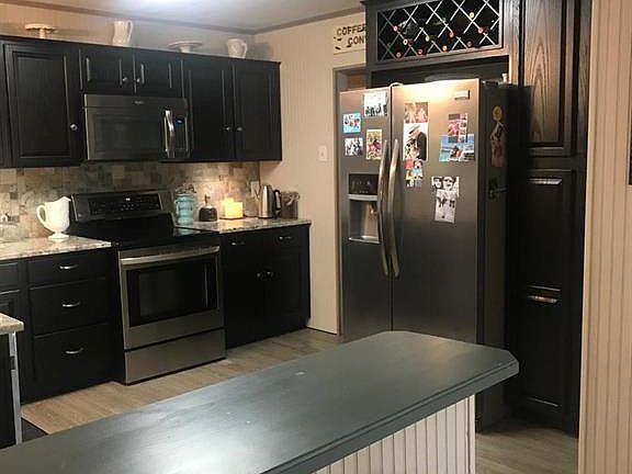 3rd image of 808 S Avenue J