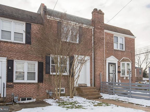 2nd image of 2724 W 3rd St