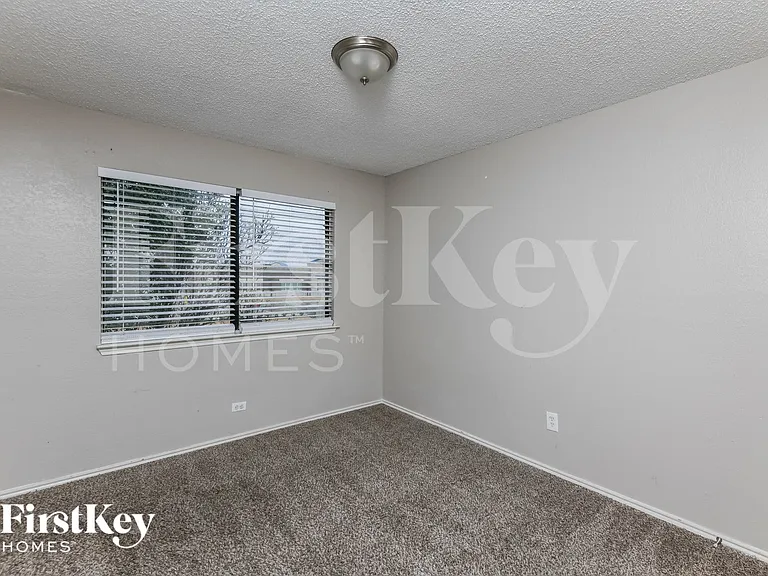 4213 Amy Dr — Photo 12