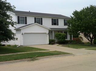 1310 Eastport Dr, Bloomington, IL