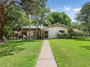 401 Elmwood Rd, Woodway, TX 76712