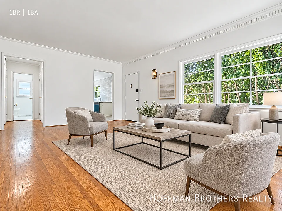 418 N Sierra Bonita Ave
