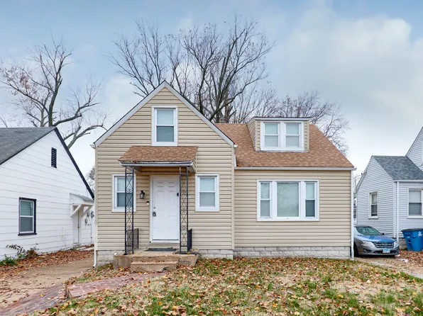 11921 Larimore Rd, Saint Louis, MO 63138