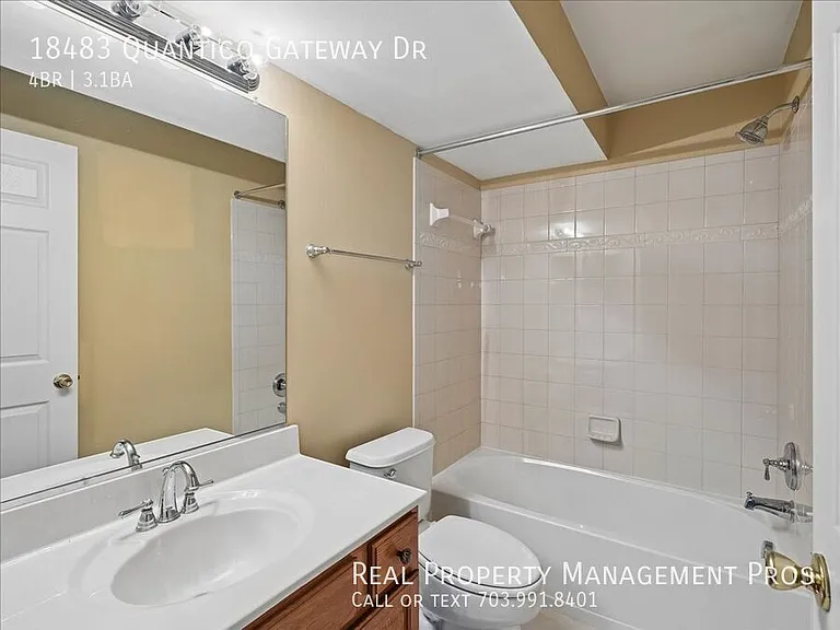 18483 Quantico Gateway Dr — Photo 71
