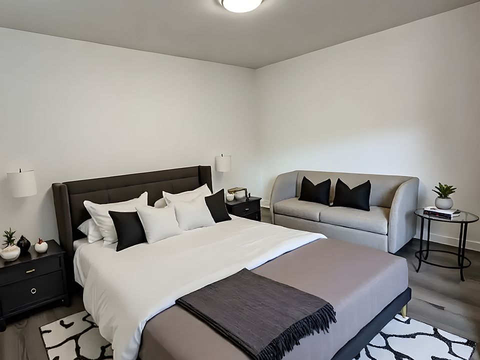 1st image of 17955 Wellford Dr #3