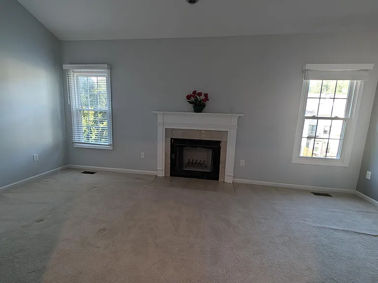19031 Gallop Dr — Photo 18