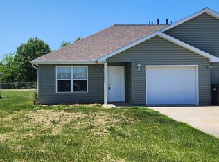 182 SE 1171st Rd APT A, Knob Noster, MO 65336