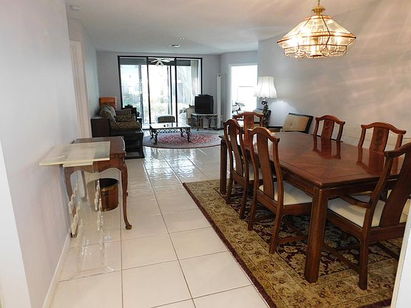 4th image of 5153 Floria Dr APT C